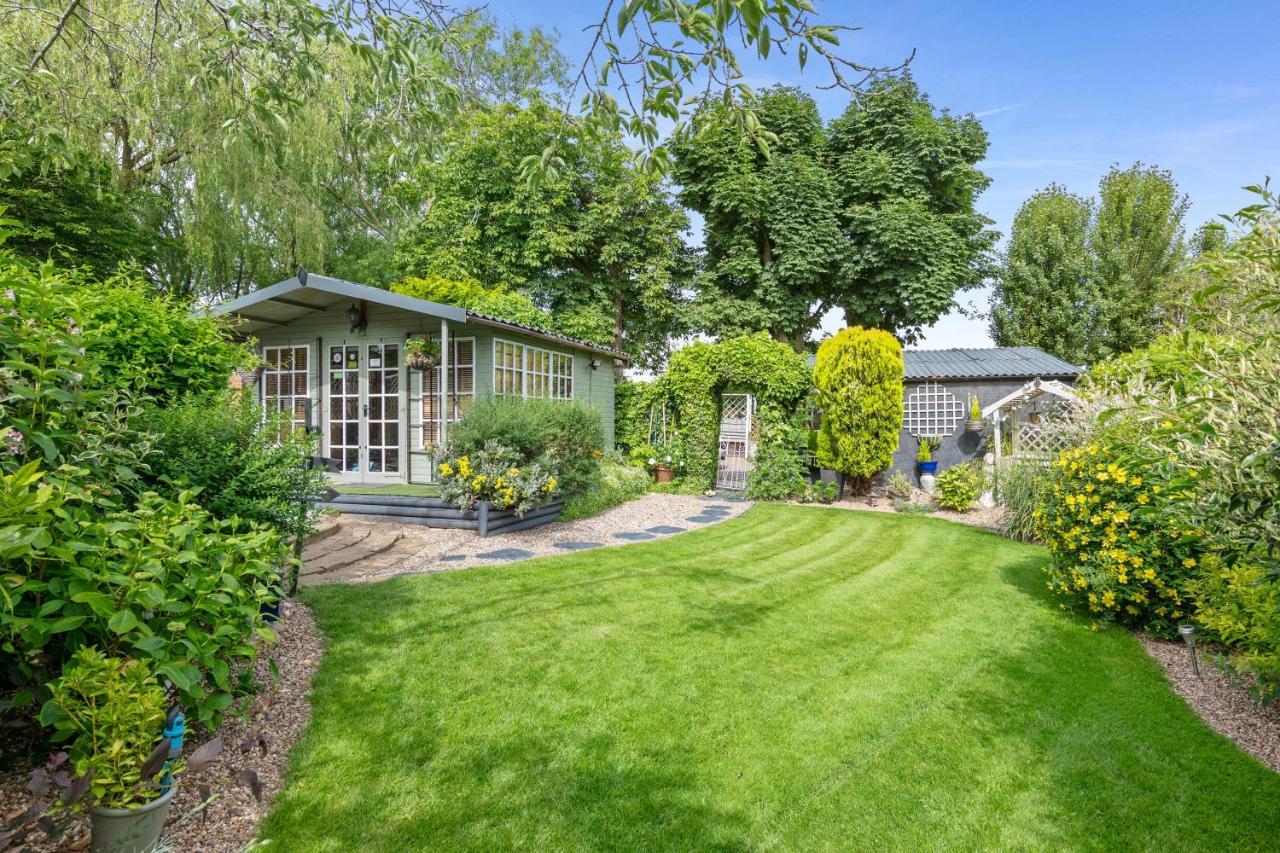 Home In The Vale Of Evesham Pershore Exterior photo